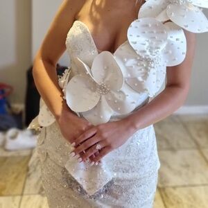 Chic White Floral Embellished Dress